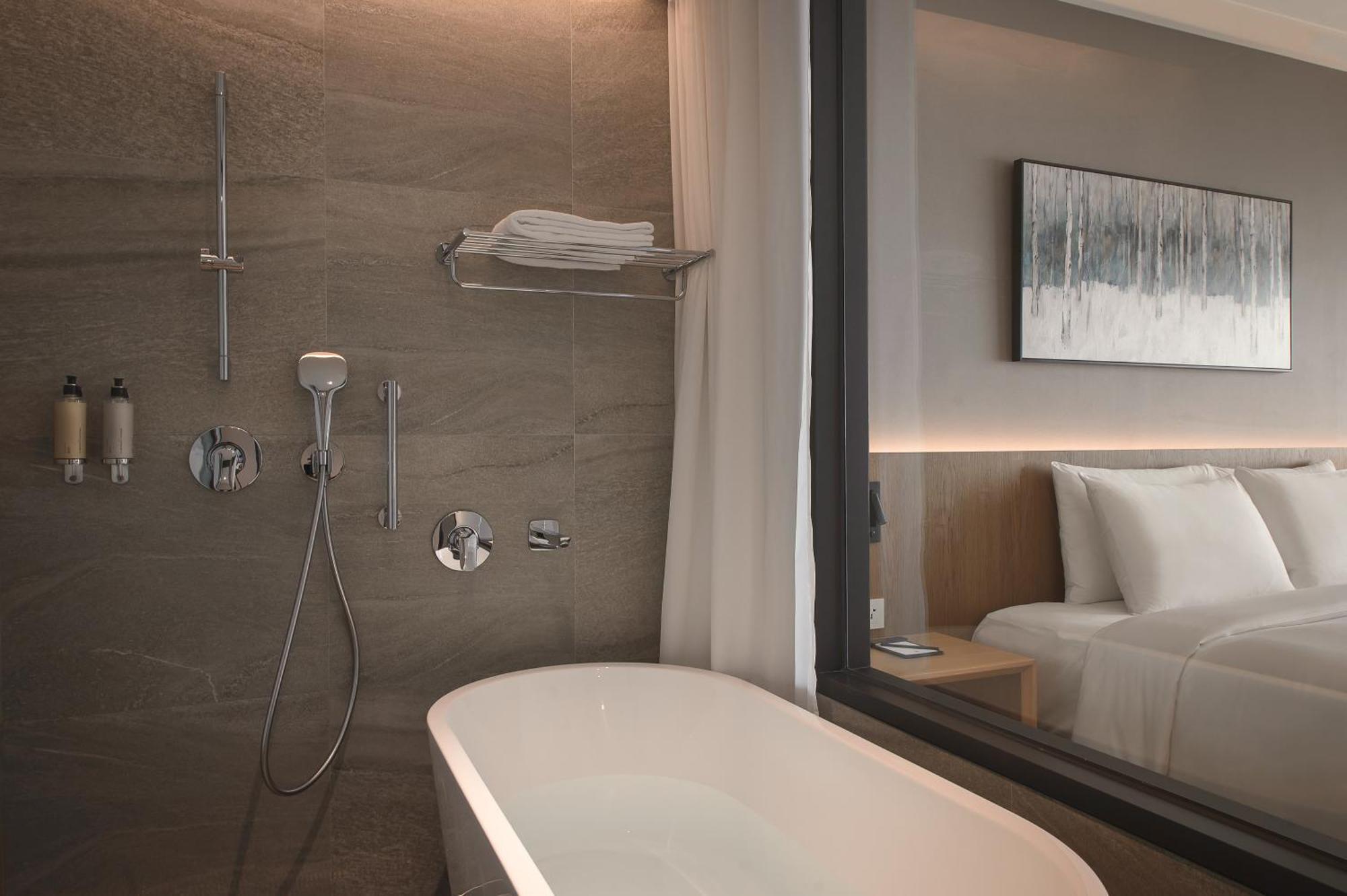 Grand Banyan Hotel Tainan Bagian luar foto